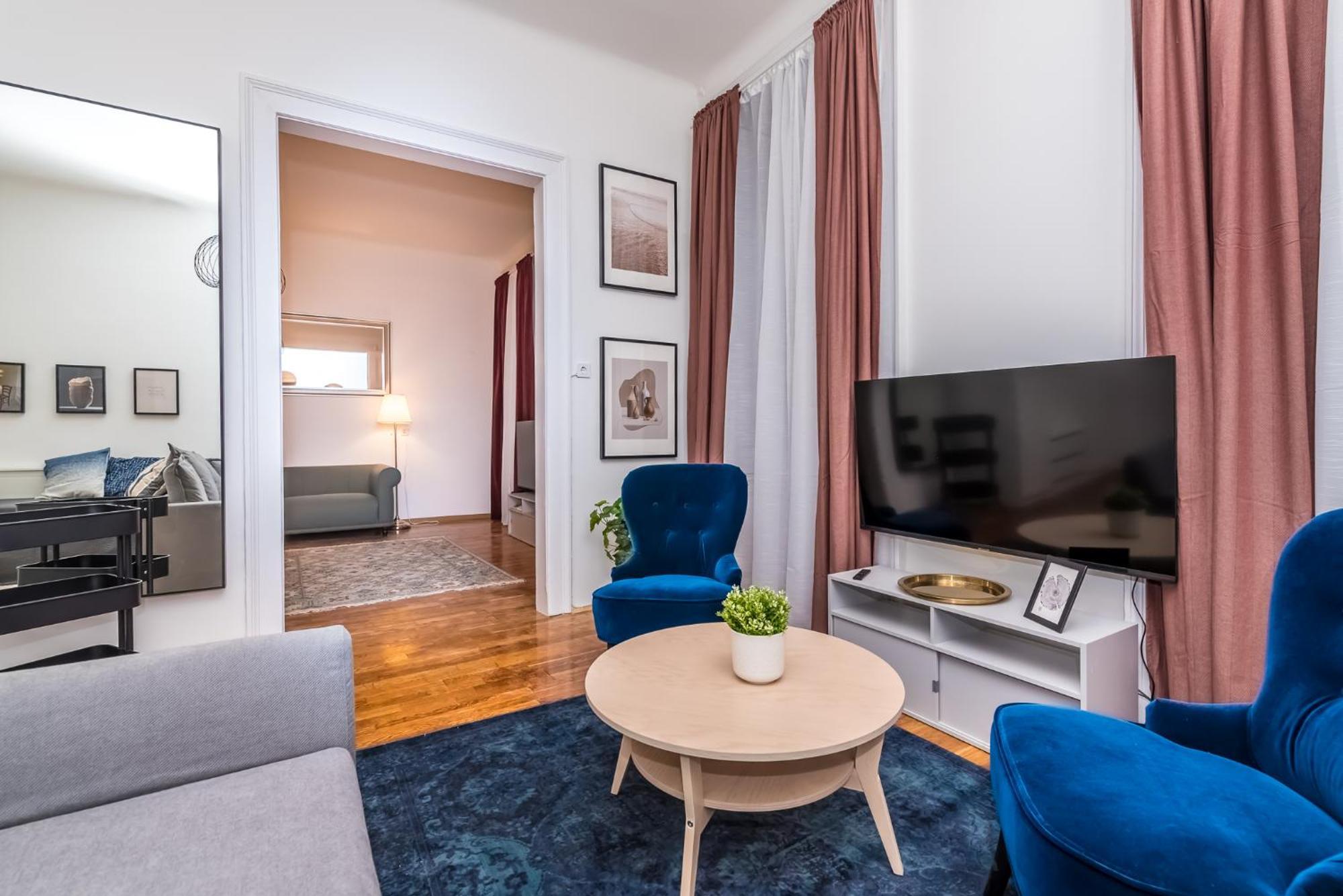 Gozsdu Court Bismarck Appartement
